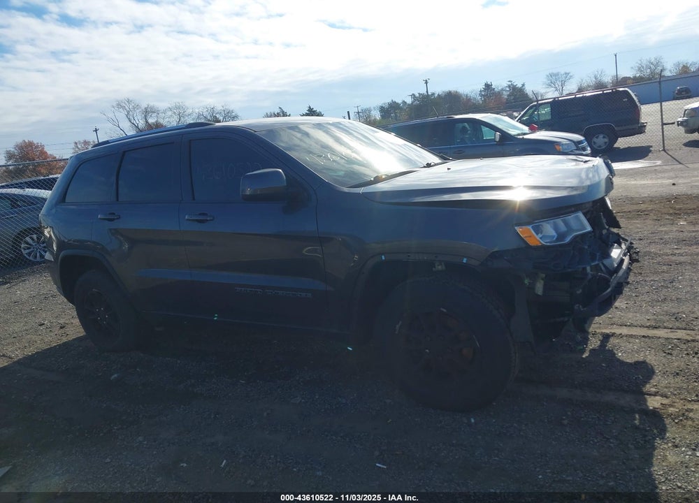 2019 JEEP GRAND CHEROKEE LAREDO E 4X4 VIN: 1C4RJFAG3KC761920