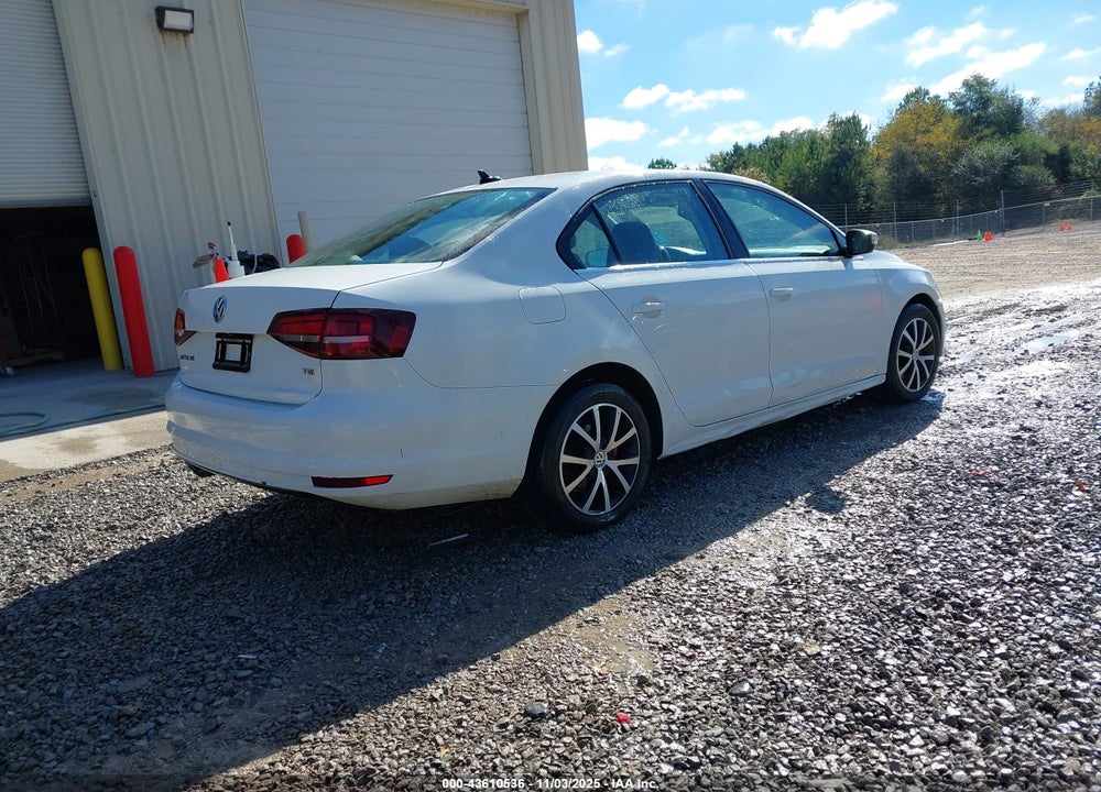 2018 VOLKSWAGEN JETTA VIN: 3VWDB7AJ9JM260792