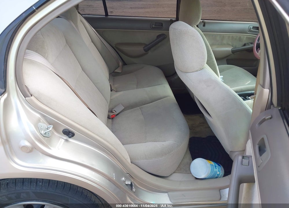 2001 HONDA CIVIC LX VIN: 2HGES16521H514410