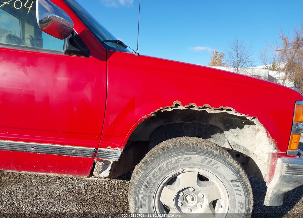 1994 CHEVROLET GMT-400 K1500 VIN: 1GCEK14K3RE184495