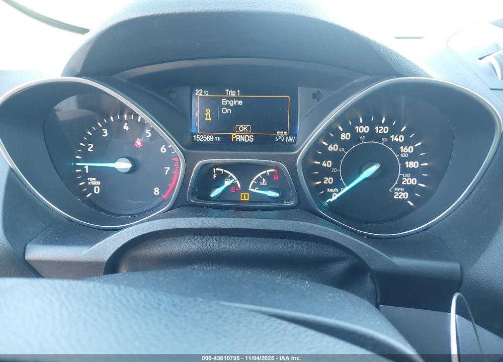 2017 FORD ESCAPE VIN: 1FMCU0GD8HUA00984