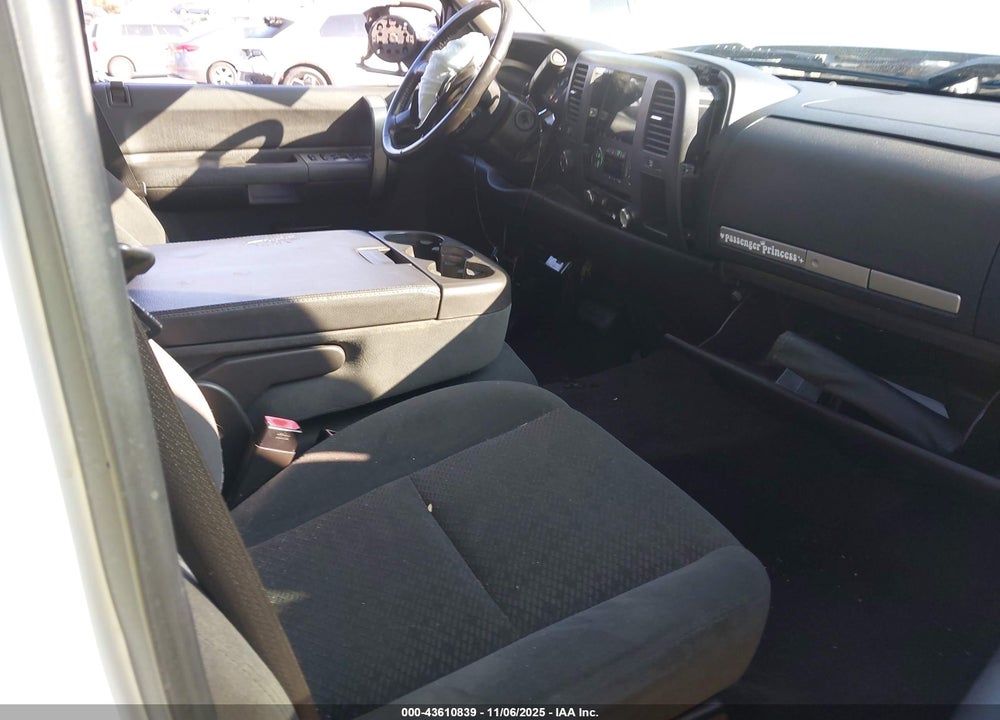 2008 CHEVROLET SILVERADO 1500 LT1 VIN: 3GCEK13J78G226084