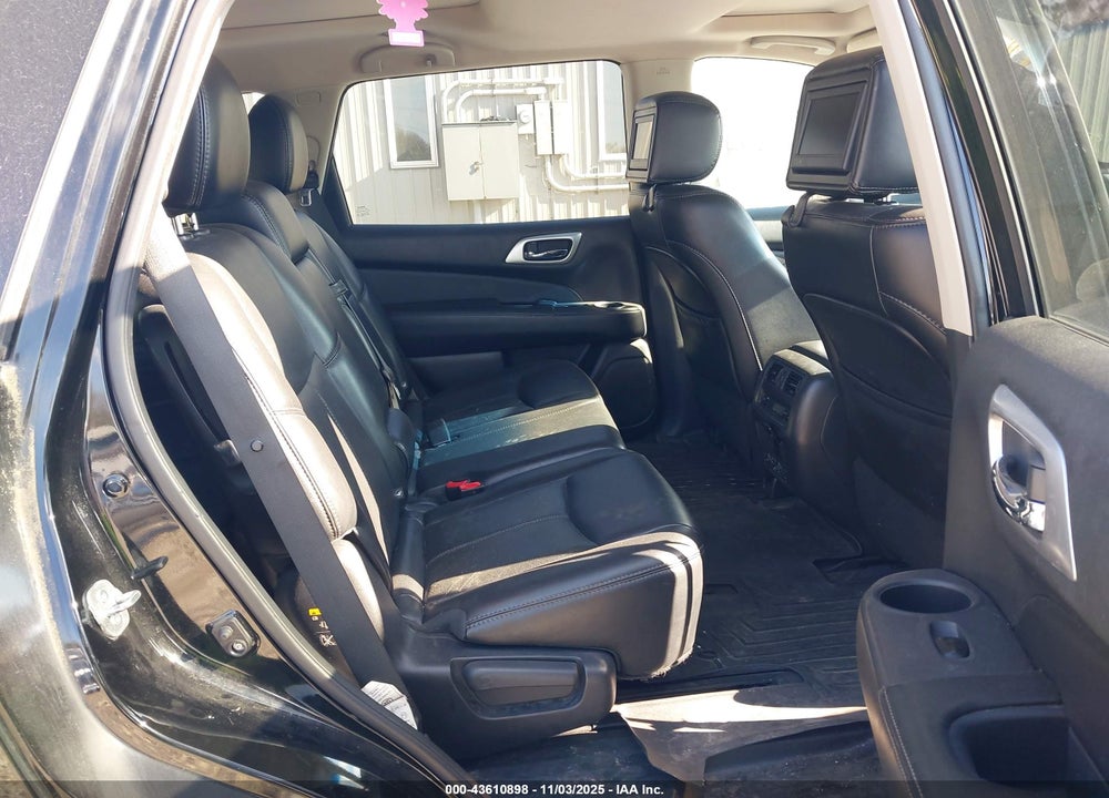 2015 NISSAN PATHFINDER PLATINUM VIN: 5N1AR2MM9FC706860