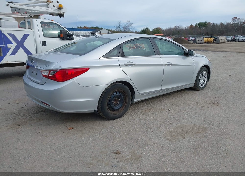 2012 HYUNDAI SONATA VIN: 5NPEB4AC6CH424824