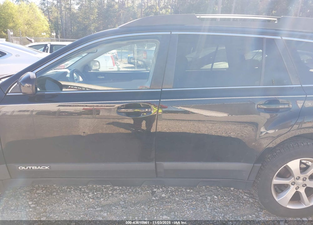 2014 SUBARU OUTBACK 2.5I LIMITED VIN: 4S4BRBLC3E3325971