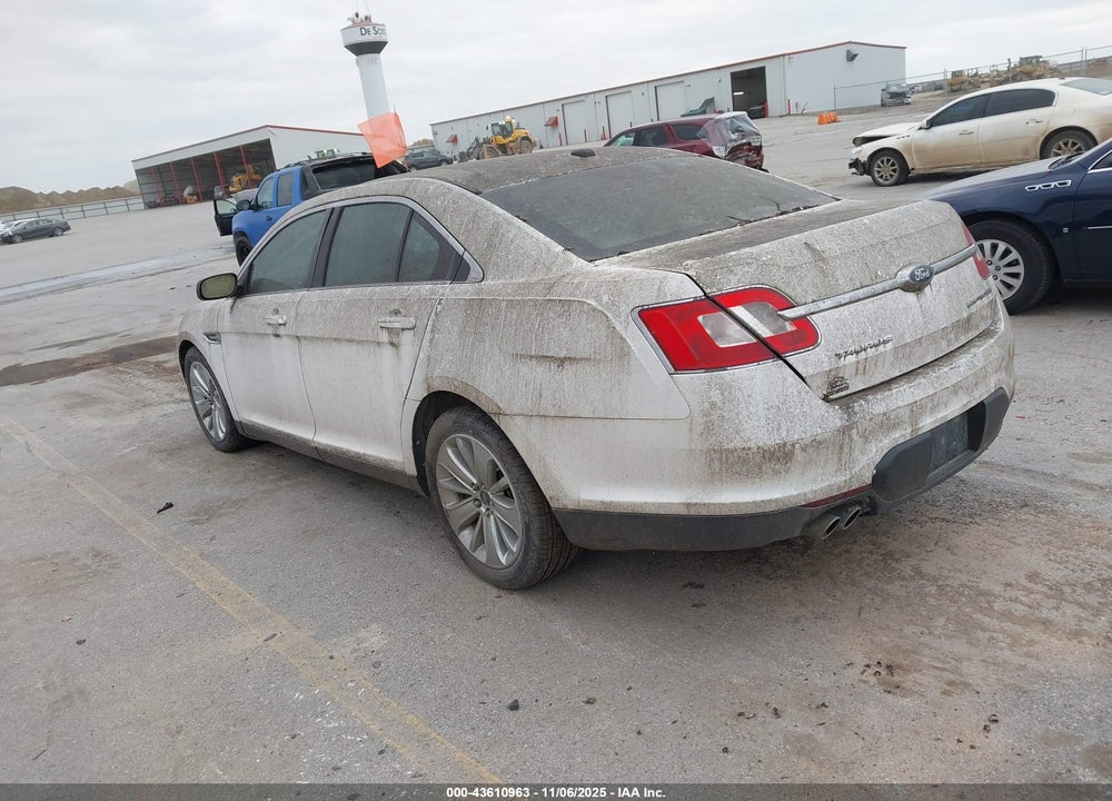 2011 FORD TAURUS VIN: 1FAHP2JW6BG120138