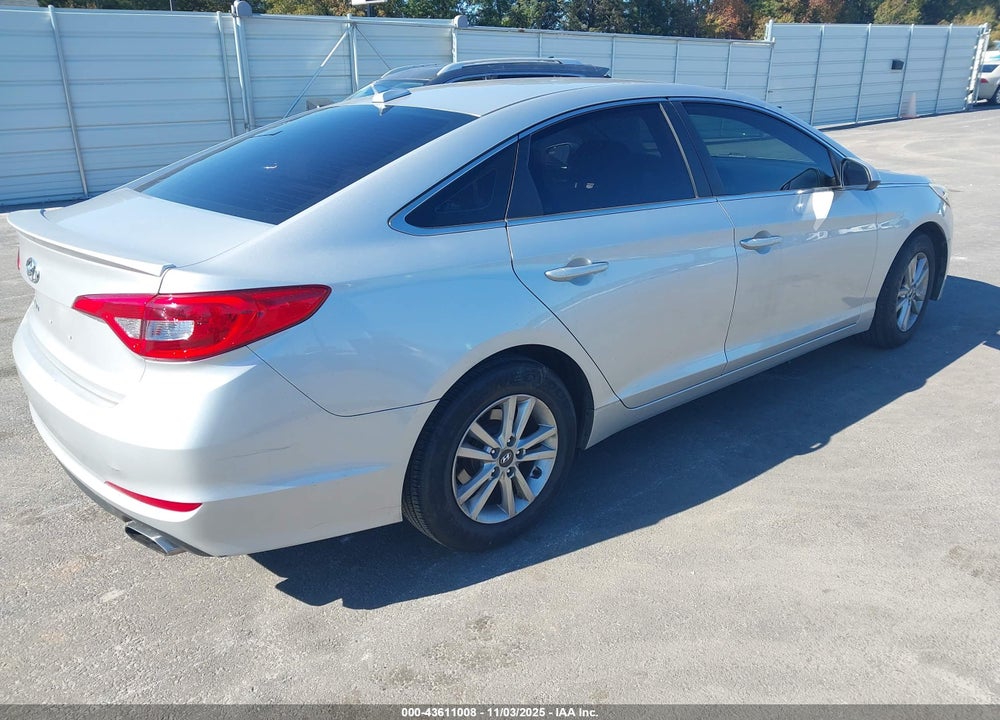 2017 HYUNDAI SONATA VIN: 5NPE24AF9HH585234