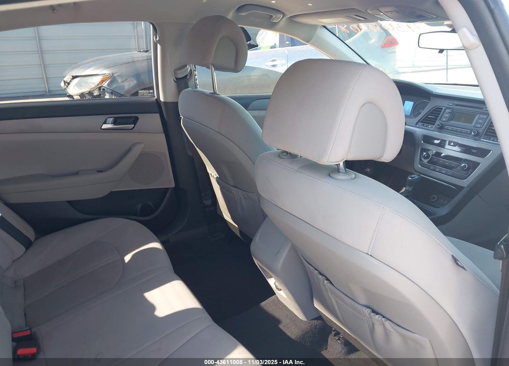 2017 HYUNDAI SONATA VIN: 5NPE24AF9HH585234