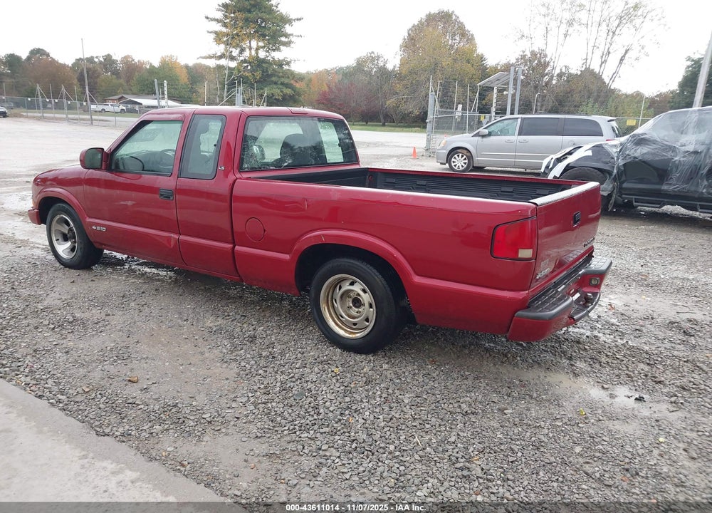 2000 CHEVROLET S-10 LS VIN: 1GCCS1956Y8309853
