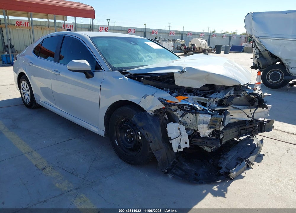 2023 TOYOTA CAMRY LE HYBRID VIN: 4T1C31AK2PU055204