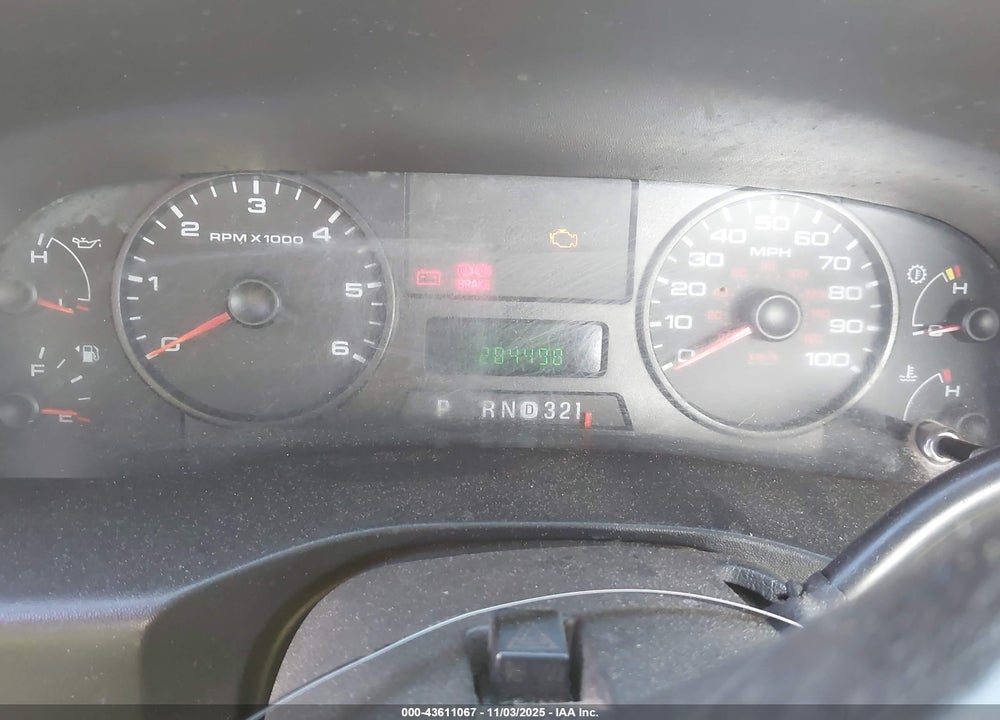 2007 FORD F-350 XL/XLT VIN: 1FTSF30537EA60369