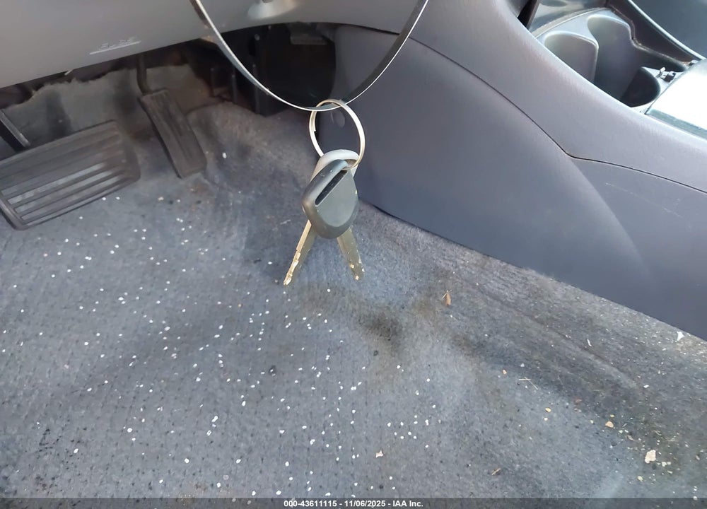 2003 HONDA CIVIC LX VIN: 1HGES165X3L020575
