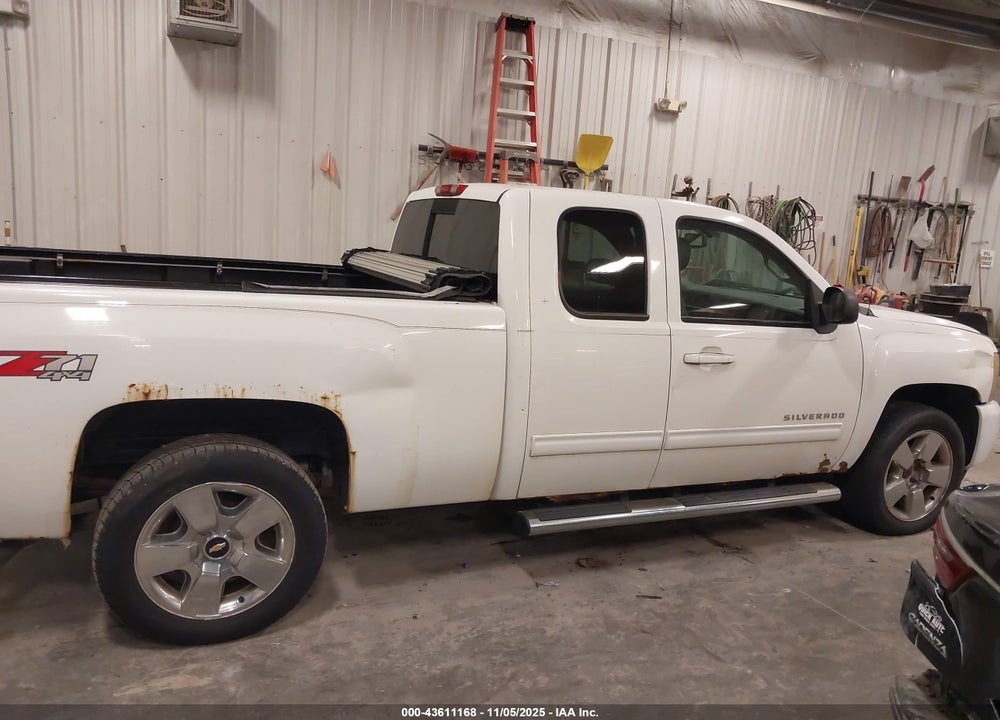 2011 CHEVROLET SILVERADO 1500 LTZ VIN: 1GCRKTE37BZ201253
