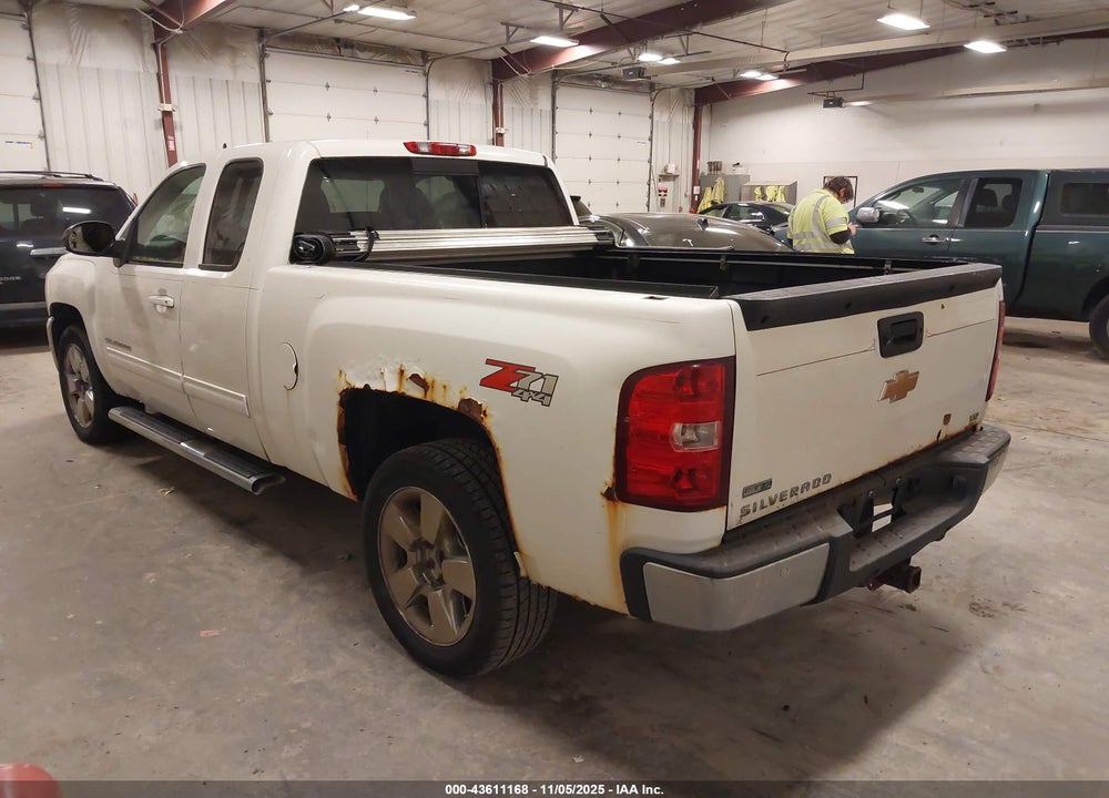 2011 CHEVROLET SILVERADO 1500 LTZ VIN: 1GCRKTE37BZ201253