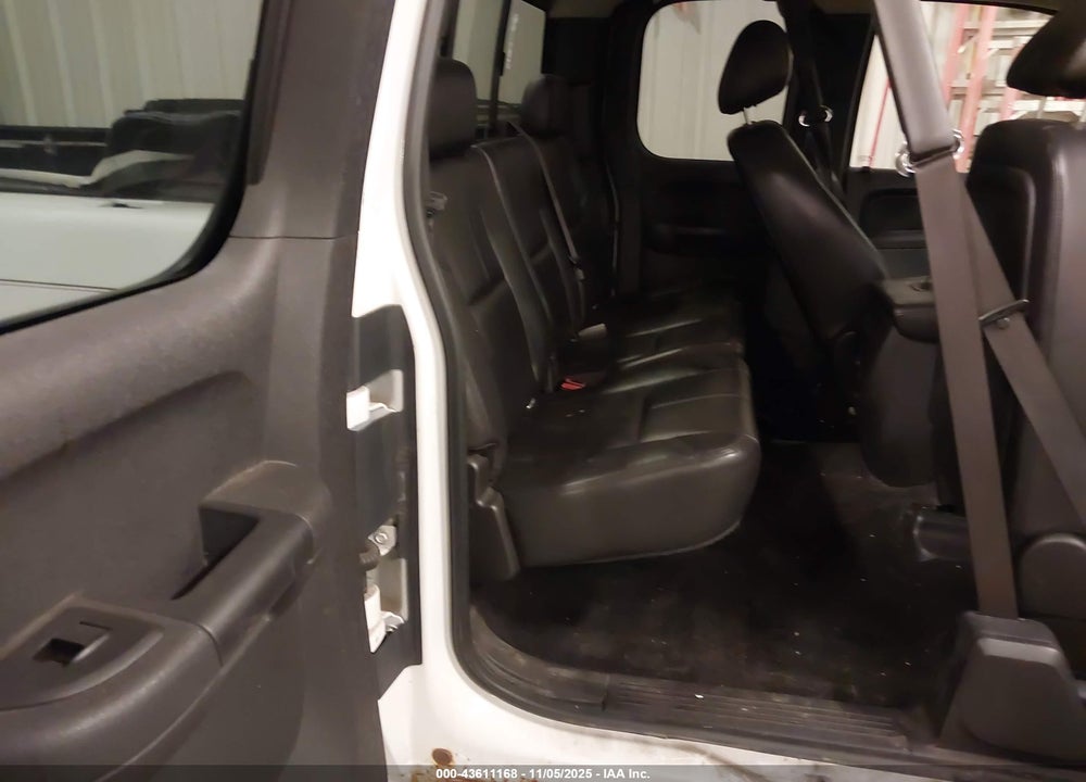 2011 CHEVROLET SILVERADO 1500 LTZ VIN: 1GCRKTE37BZ201253