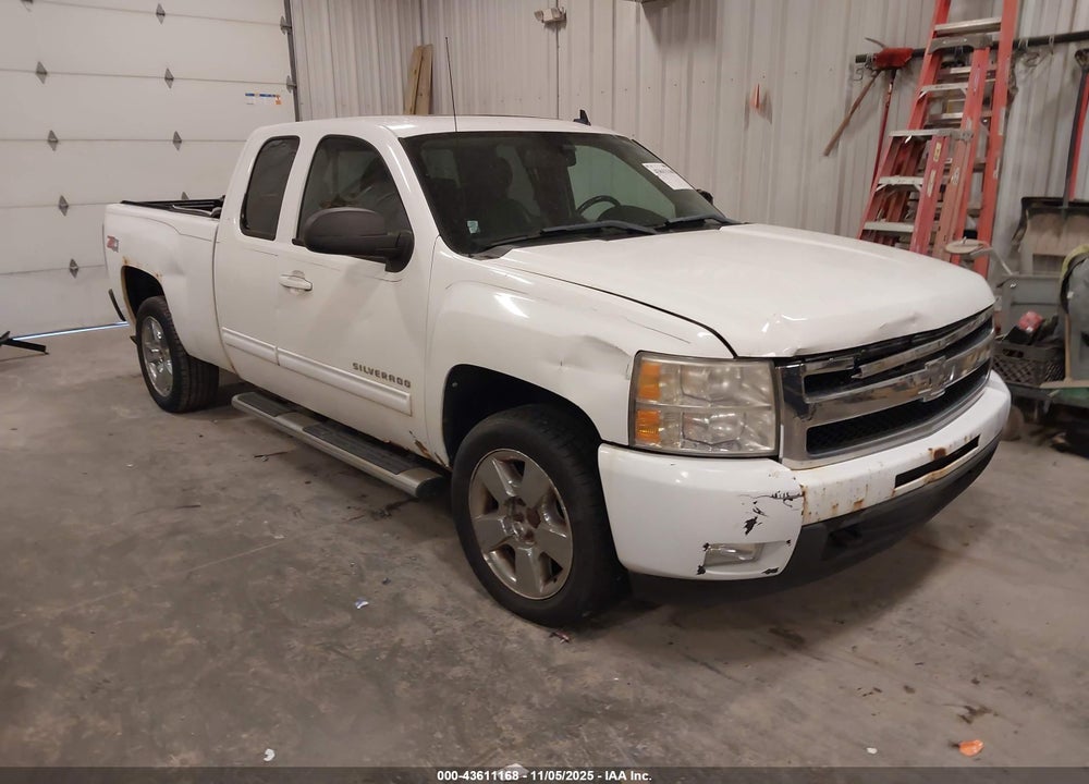 2011 CHEVROLET SILVERADO 1500 LTZ VIN: 1GCRKTE37BZ201253