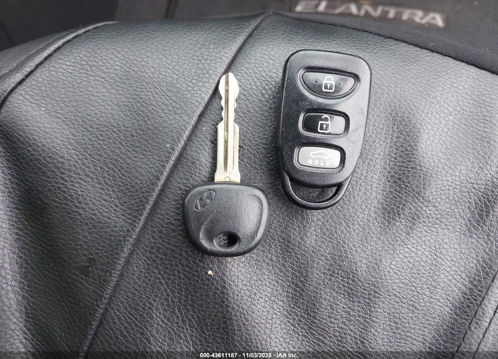 2016 HYUNDAI ELANTRA SE VIN: KMHDH4AE1GU483699