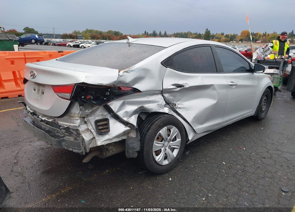 2016 HYUNDAI ELANTRA SE VIN: KMHDH4AE1GU483699