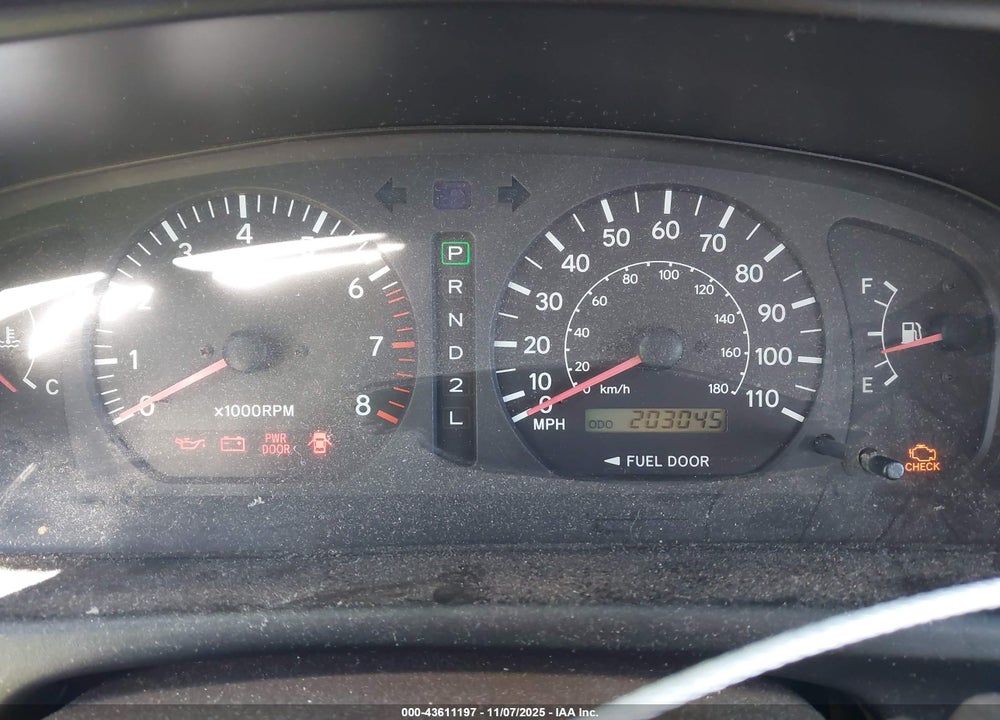 1999 TOYOTA SIENNA LE VIN: 4T3ZF13C5XU149740