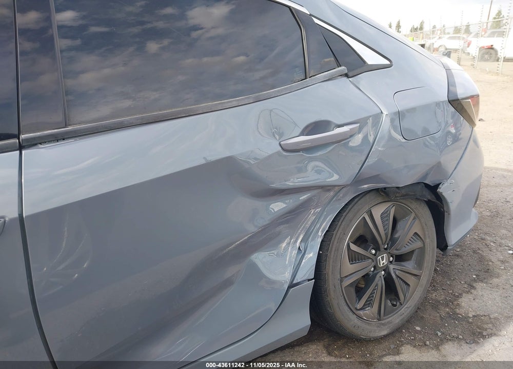2019 HONDA CIVIC EX VIN: SHHFK7H67KU413316