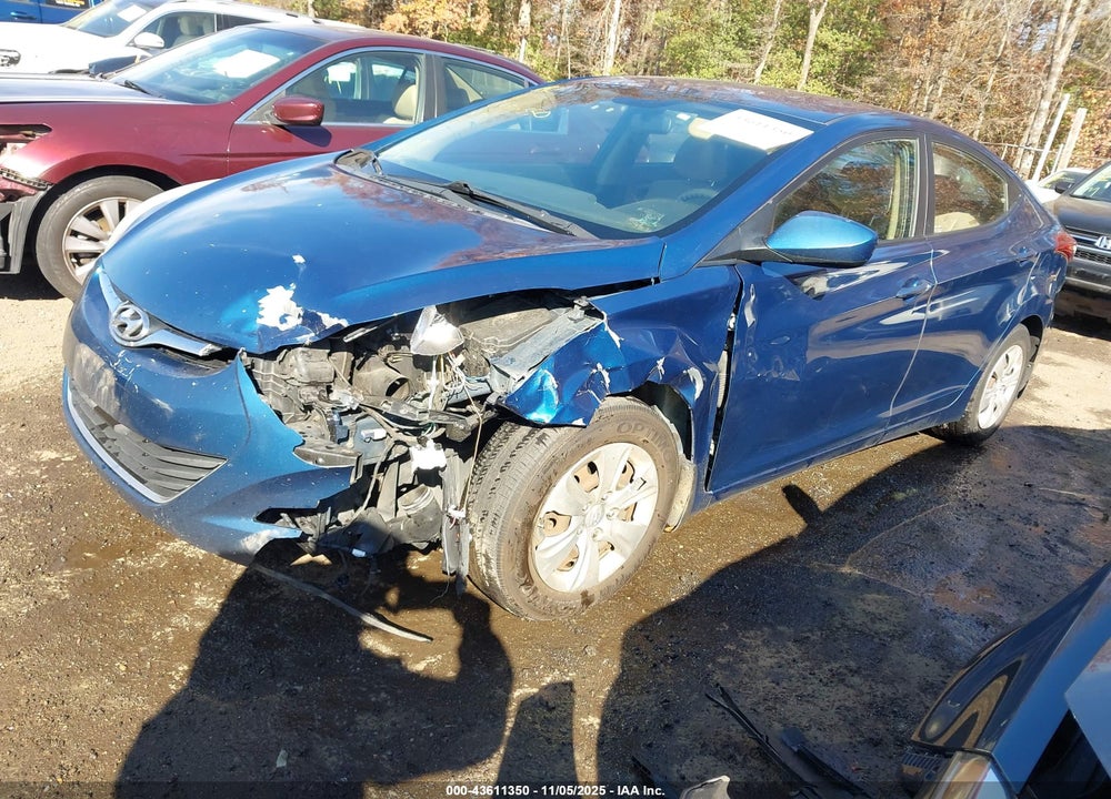 2016 HYUNDAI ELANTRA VIN: KMHDH4AE6GU599318