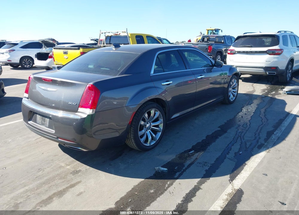 2019 CHRYSLER 300 VIN: 2C3CCAEG5KH564648