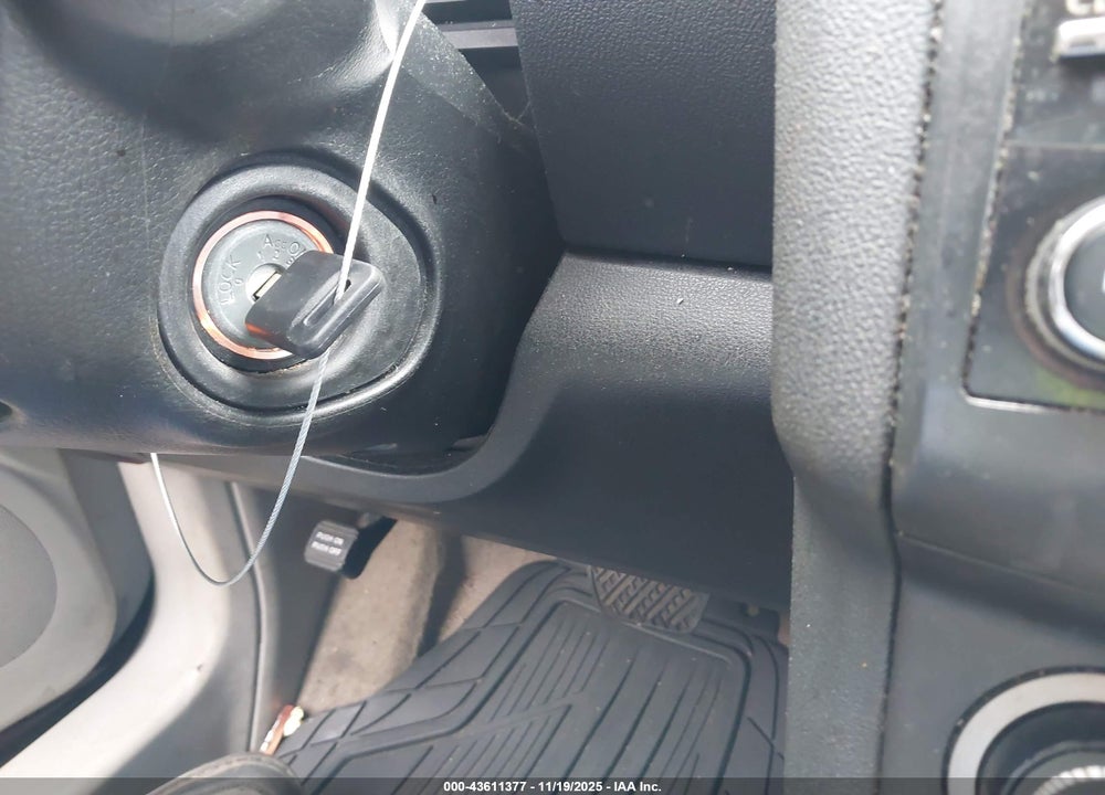 2012 NISSAN ROGUE S VIN: JN8AS5MT1CW605554