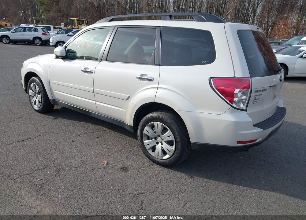 2012 SUBARU FORESTER 2.5X PREMIUM VIN: JF2SHADC7CH422866