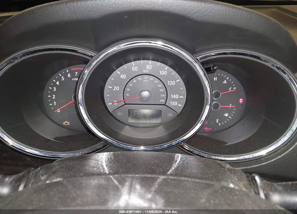 2012 KIA SORENTO LX VIN: 5XYKT3A62CG187809