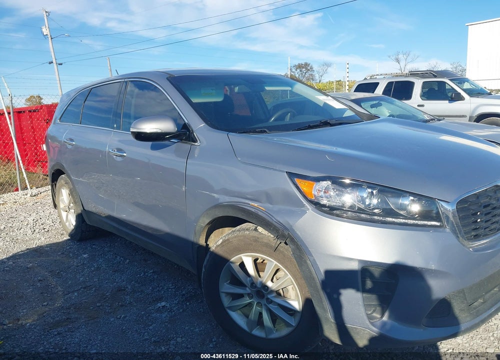 2019 KIA SORENTO 2.4L L VIN: 5XYPG4A33KG602852
