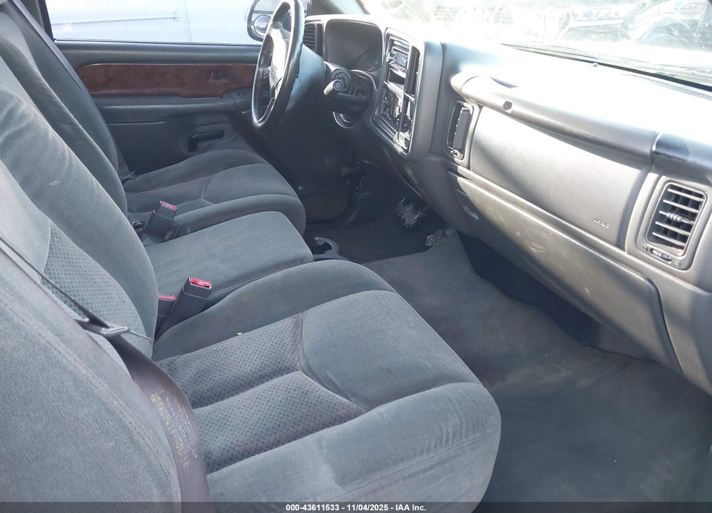 2004 CHEVROLET SILVERADO 1500 LS VIN: 2GCEC19VX41197108