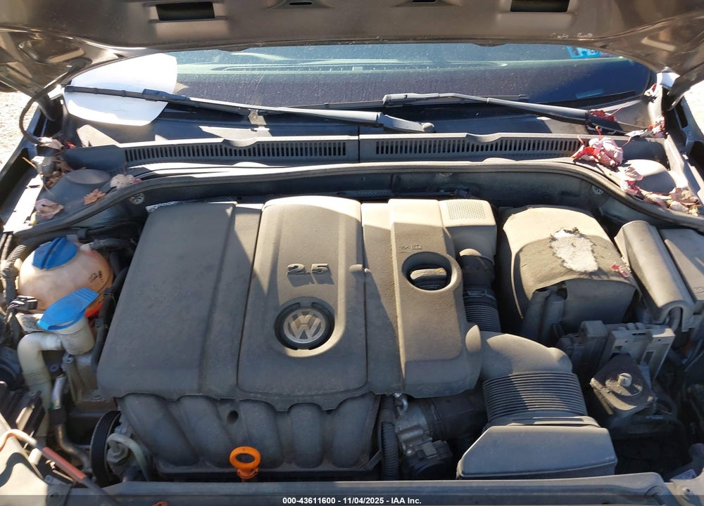 2011 VOLKSWAGEN JETTA 2.5L SE VIN: 3VWDZ7AJ6BM350043