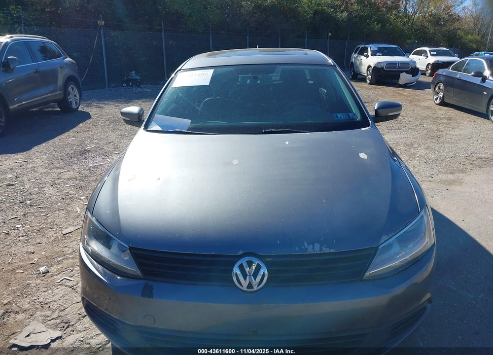 2011 VOLKSWAGEN JETTA 2.5L SE VIN: 3VWDZ7AJ6BM350043