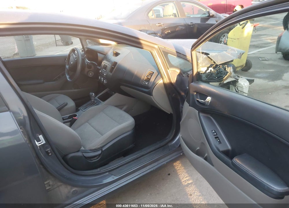 2014 KIA FORTE VIN: KNAFK4A65E5054609