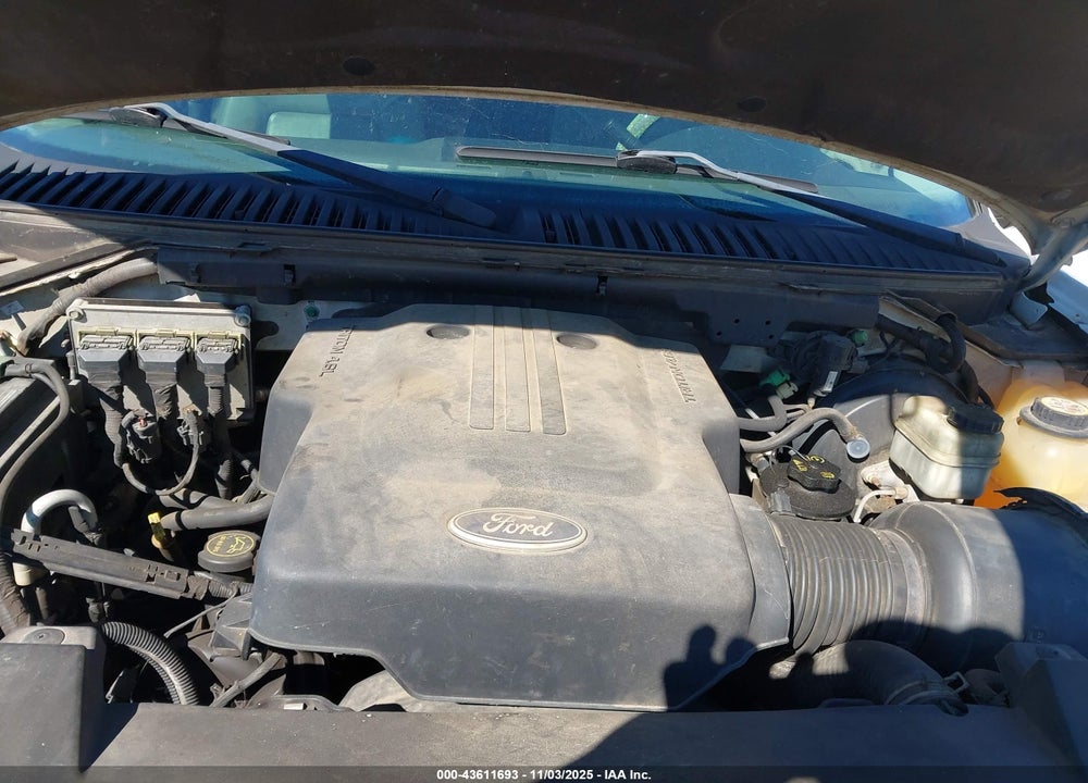 2003 FORD EXPEDITION XLT VIN: 1FMEU15W13LB32468