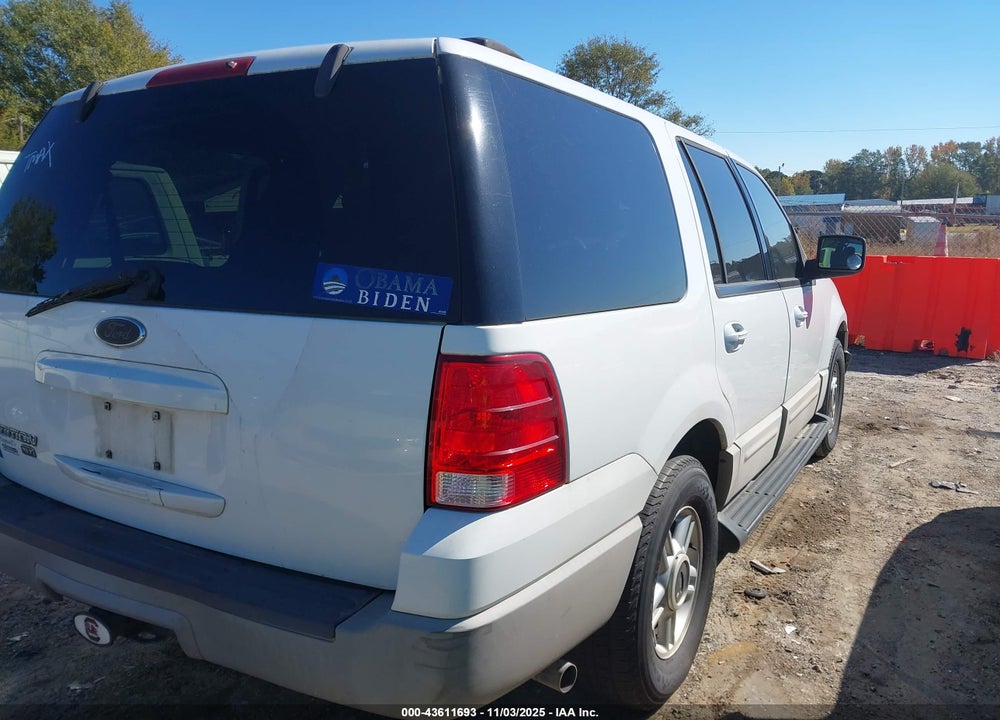 2003 FORD EXPEDITION XLT VIN: 1FMEU15W13LB32468