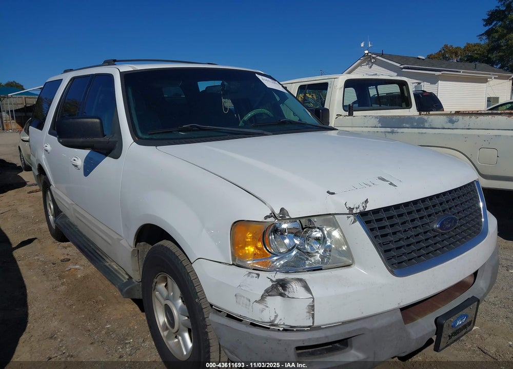 2003 FORD EXPEDITION XLT VIN: 1FMEU15W13LB32468
