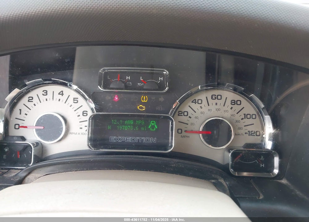 2011 FORD EXPEDITION VIN: 1FMJU1J54BEF32457