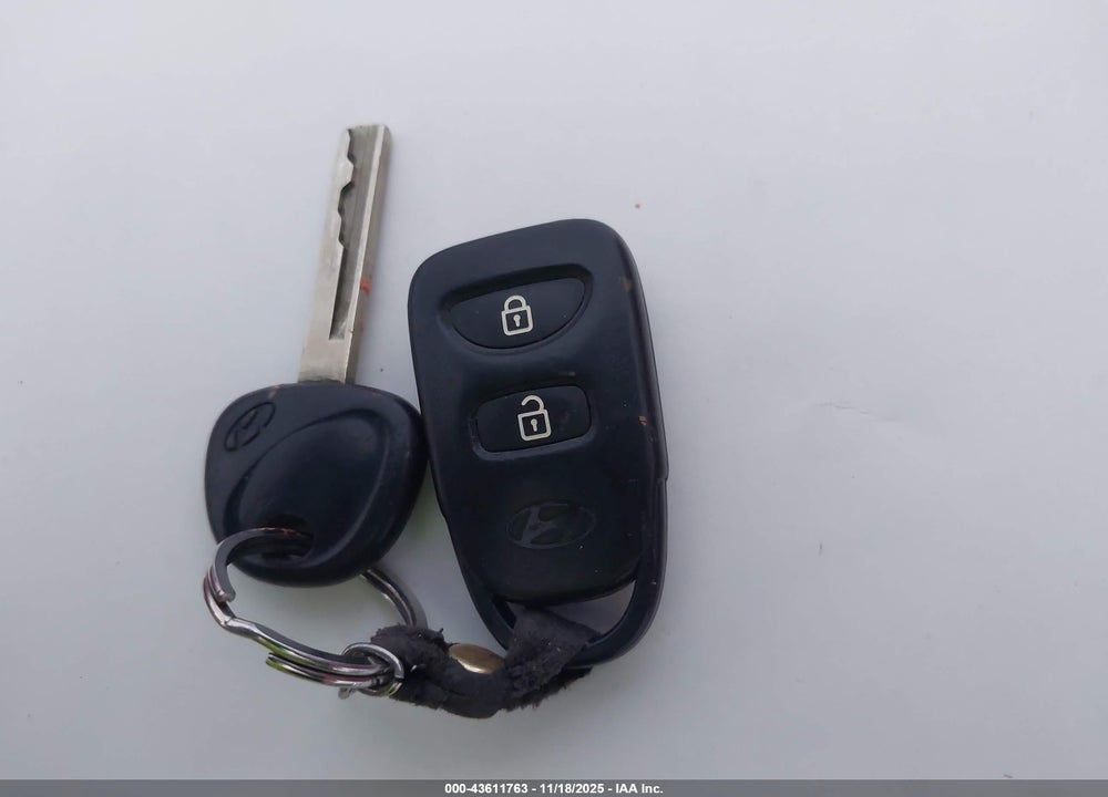 2012 HYUNDAI ACCENT GS VIN: KMHCT5AE1CU043878