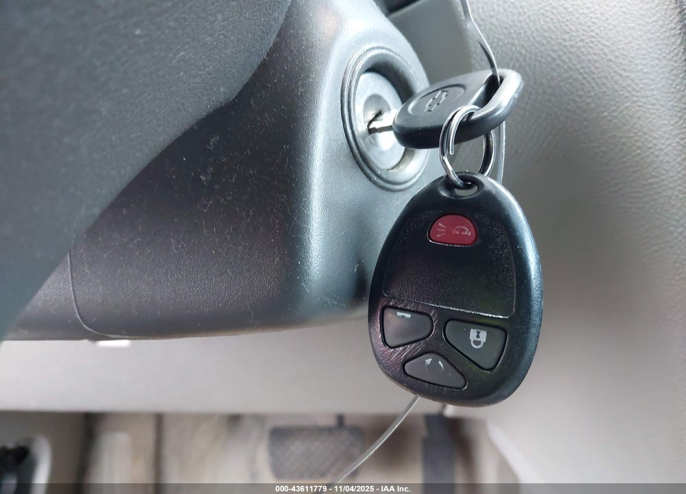 2006 CHEVROLET HHR LT VIN: 3GNDA23D36S618513