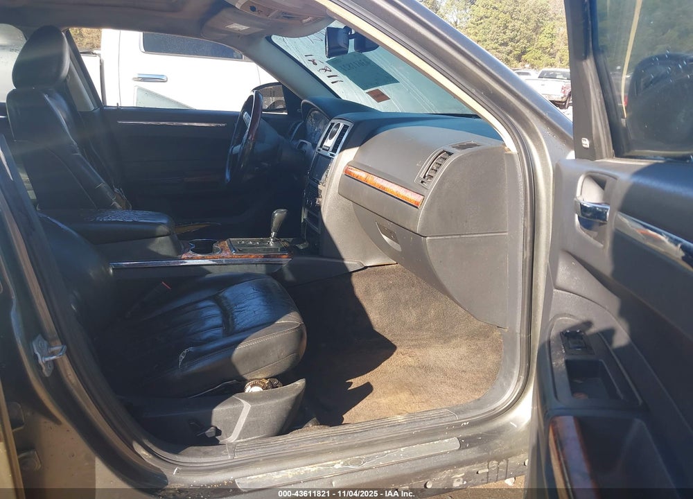 2008 CHRYSLER 300C HEMI VIN: 2C3LA63H88H119635