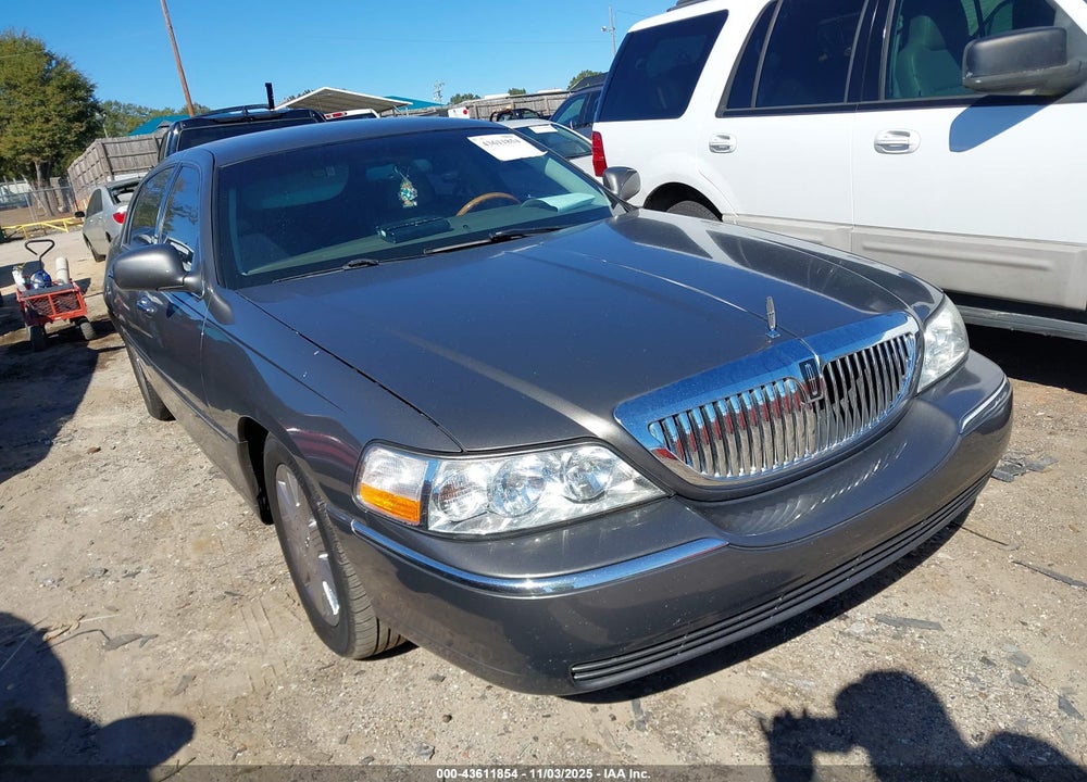 2004 LINCOLN TOWN CAR ULTIMATE VIN: 1LNHM83W84Y609796