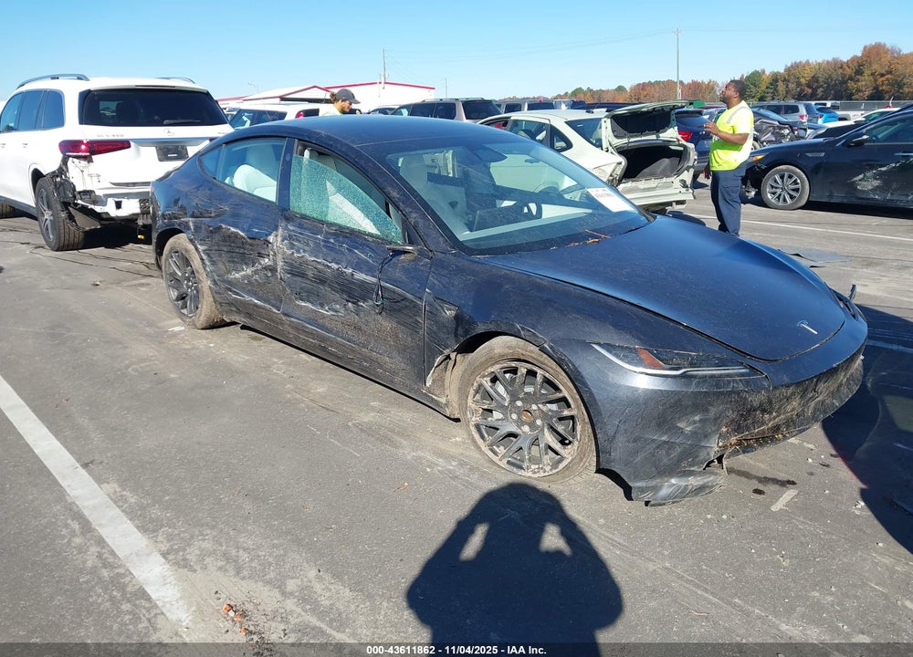 2025 TESLA MODEL 3 LONG RANGE REAR-WHEEL DRIVE/STANDARD VIN: 5YJ3E1EA7SF904003