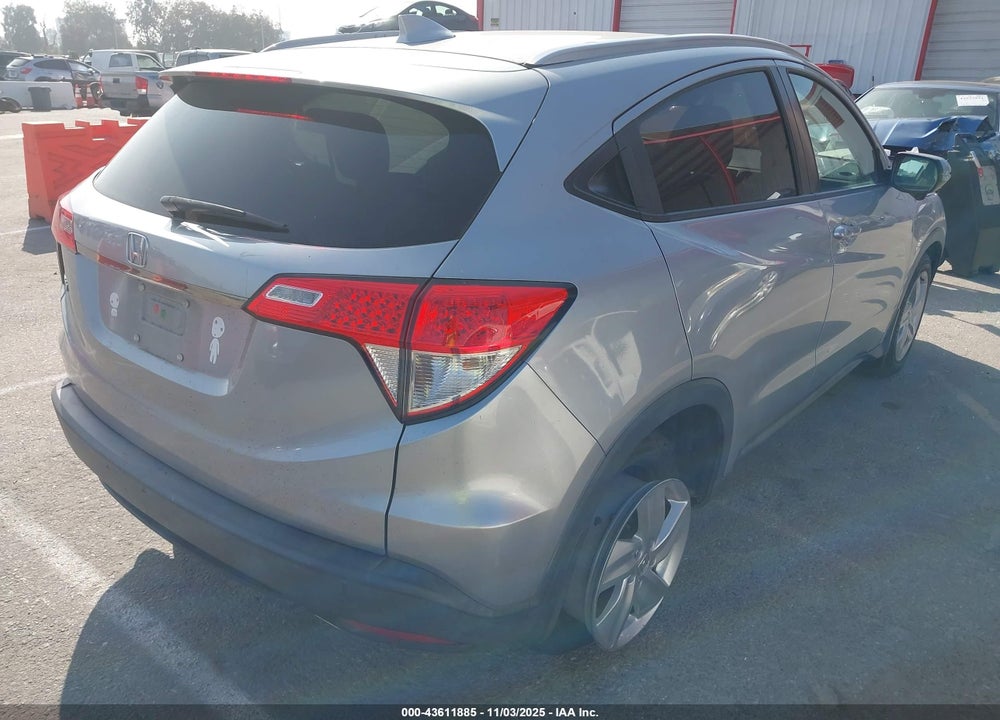 2019 HONDA HR-V VIN: 3CZRU5H52KM700900