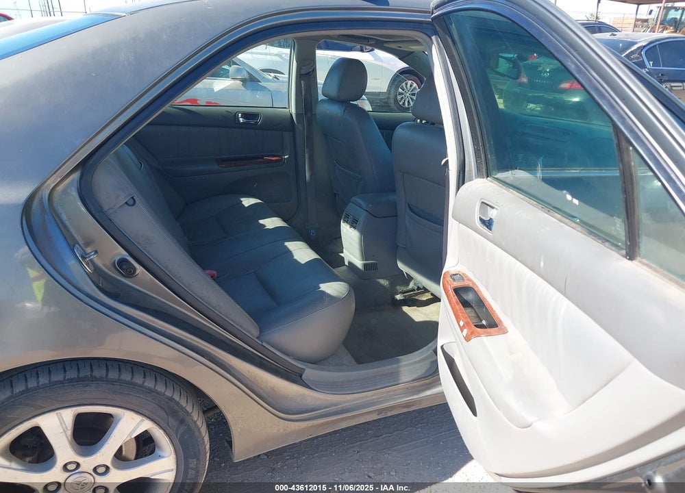 2005 TOYOTA CAMRY XLE V6 VIN: 4T1BF30K45U615639