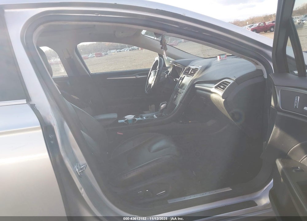 2015 FORD FUSION TITANIUM VIN: 3FA6P0K96FR268020