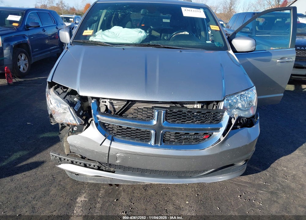 2018 DODGE GRAND CARAVAN SXT VIN: 2C4RDGCG1JR359619