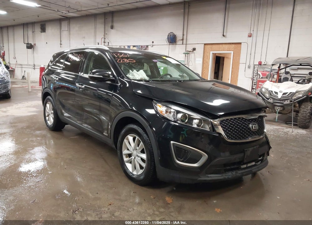 2017 KIA SORENTO 2.4L LX VIN: 5XYPGDA39HG255410