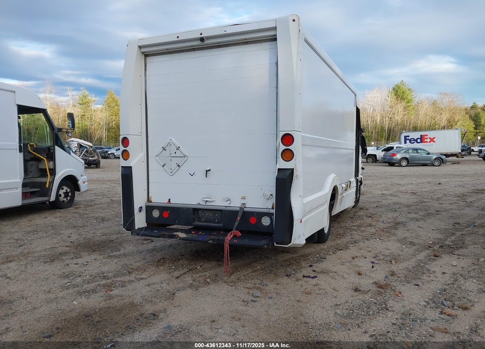 2018 ISUZU REACH VIN: JALB4T177J7W01648