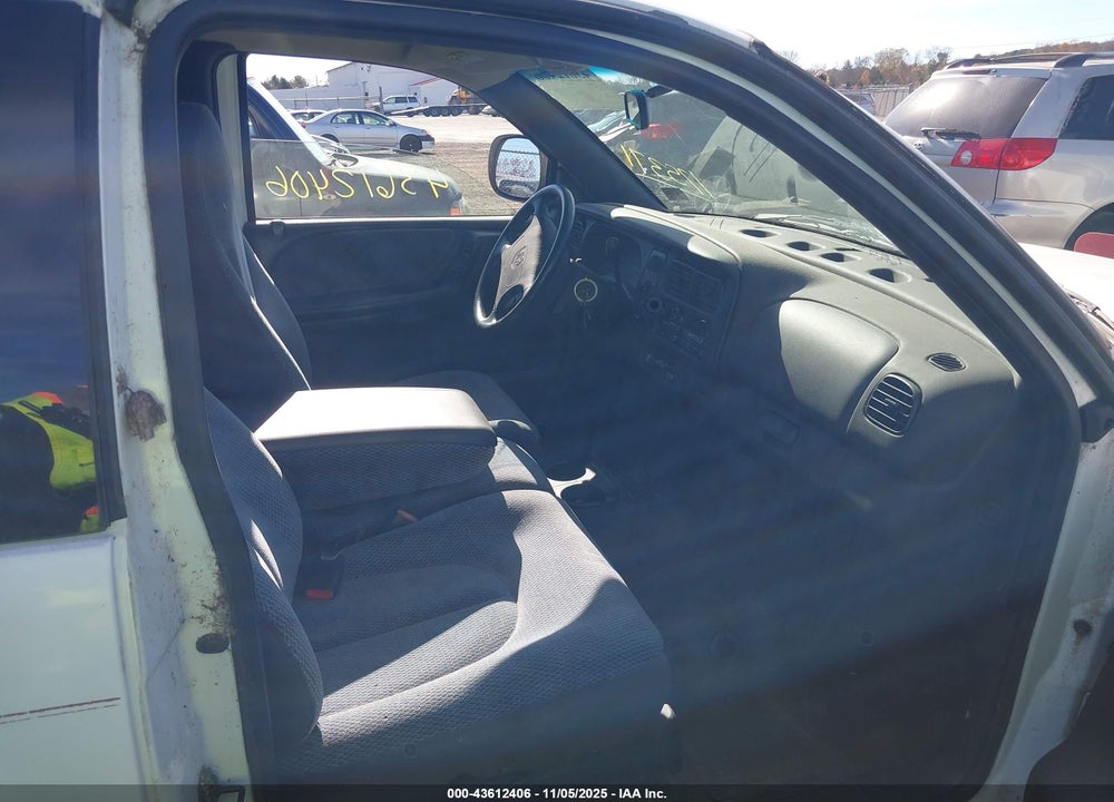 1999 DODGE DAKOTA SLT/SPORT VIN: 1B7GL22X5XS175371